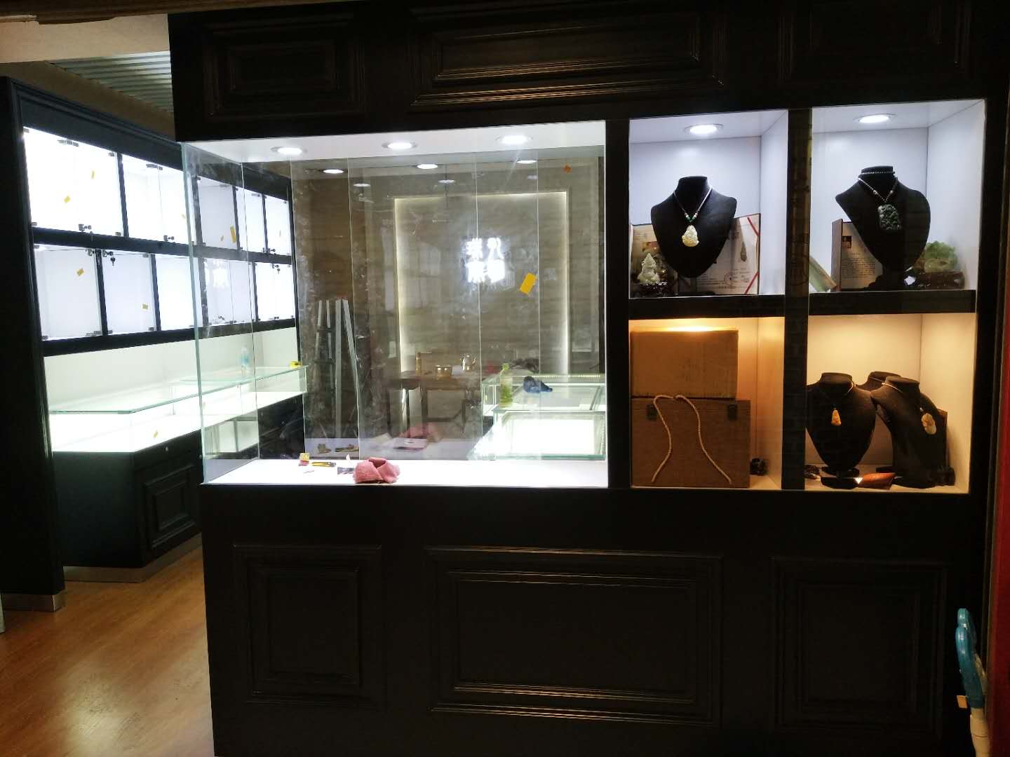 广西珠宝展柜厂